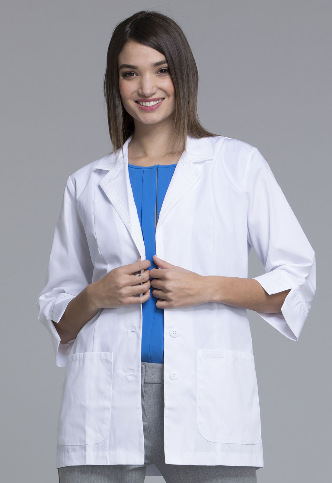 Женский медицинский халат 2330 Cherokee Professional Whites в интернет-бутике Clinic Style